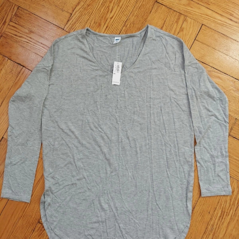Old Navy Luxe V-Neck Long Sleeve Tunic T-shirt  NWT